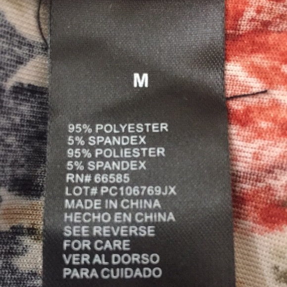 Black floral dress with 3/4 length sleeves NWOT - Picture 5 of 6